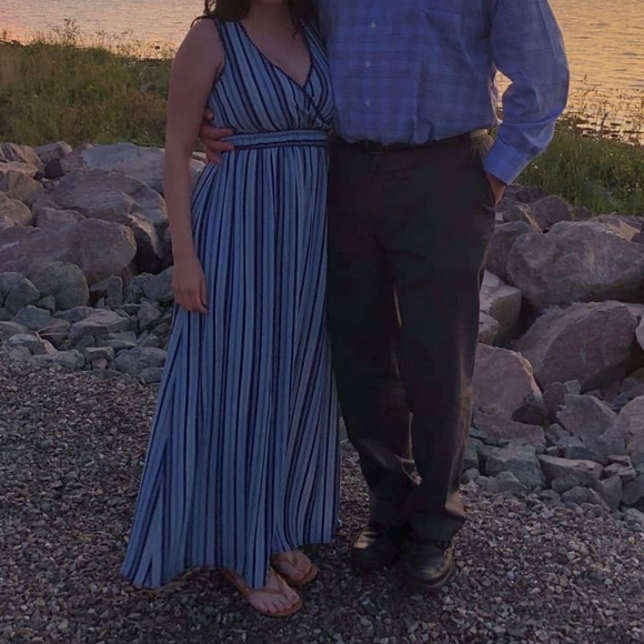 Dress - Picture 5 of 5